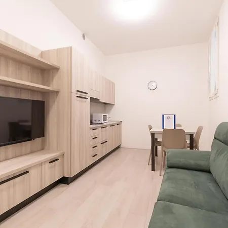 Palazzetto La Quadra Di San Faustino - F&l * Brescia