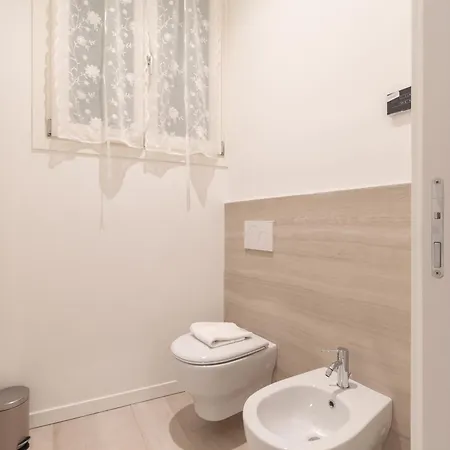 Palazzetto La Quadra Di San Faustino - F&l * ブレシア